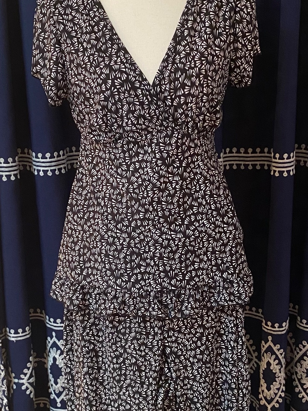 Black & White Geometric V-Neck Pajama Set